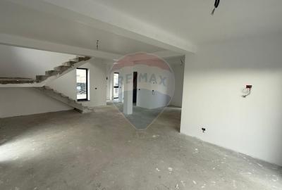 Casă individuală cu 4 camere cu Teren 330 Mp în Obor - 5