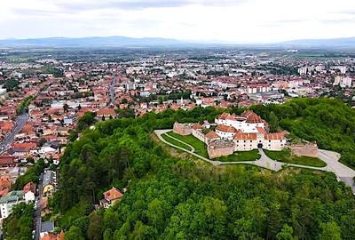 Vila 3 nivele in zona centrala selecta din Brasov - 1