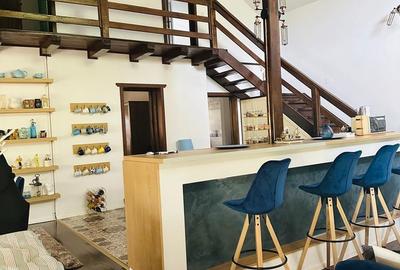 Casă cu 5 camere cu Teren 5000 Mp în Telega - 2