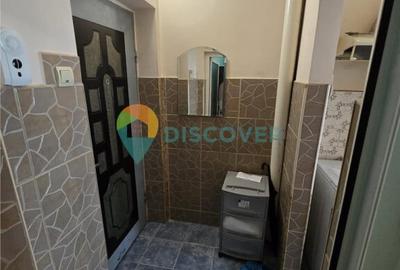 Apartament cu 2 camere semidecomandat în Podu Roș - 2