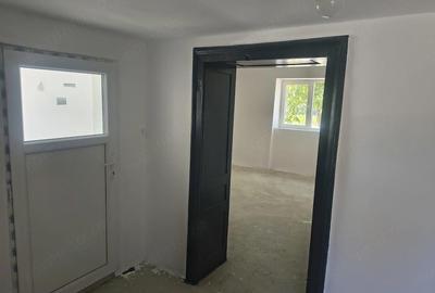 Casă cu Teren 1500 Mp în Tormac - 2