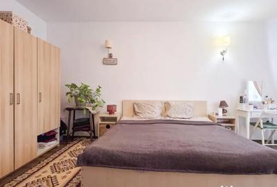 Casă cu 7 camere cu Canalizare în Dragomirești-Deal - 17