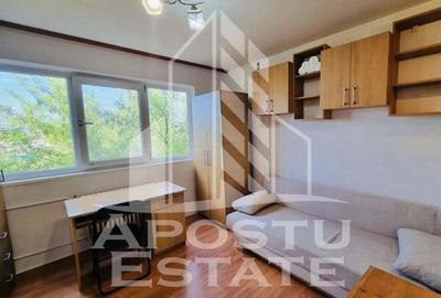 Garsoniera in zona Heaven/Stadion, etaj intermediar - 4