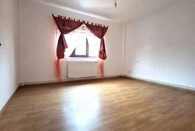 Apartament cu 3 camere decomandat în Ultracentral - 10