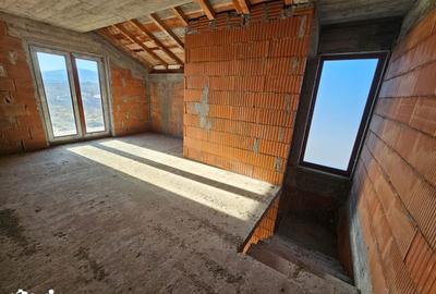 Casă cu 5 camere cu Teren 490 Mp în Somova - 5