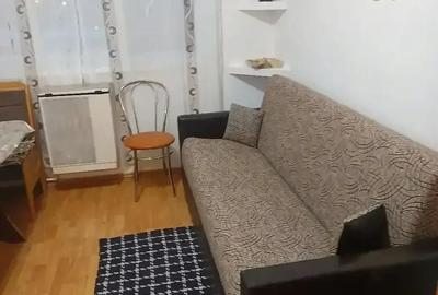 Garsonieră decomandată în Terezian