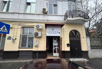 Spațiu comercial, de 10 mp, în Central - 3