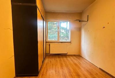 Apartament 3 camere, decomandat - zona Calea Bucuresti - 2