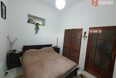 Apartament cu 2 camere decomandat, cladire istorica - Sinaia - 5