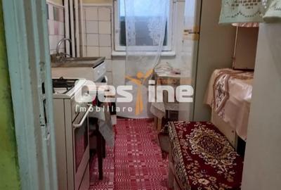 MIRCEA CEL BATRAN, Apartament 2 camere, semidecomandat, 59.900 Euro - 2