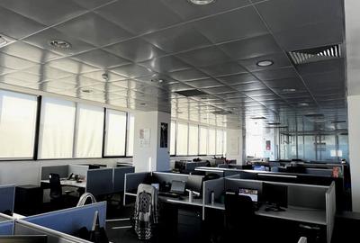 COMISION 0 / Cladire de birouri clasa A / Birou ultrafinisat - 2