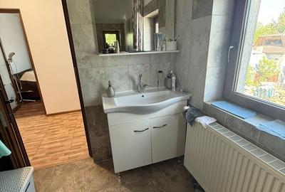 Casă individuală cu 4 camere cu Canalizare în Plantelor - 12