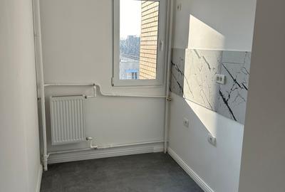 Apartament cu 3 camere decomandat în Drumul Taberei - 4