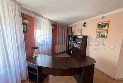 Casă individuală cu 8 camere cu Canalizare în Episcopia Bihorului - 16