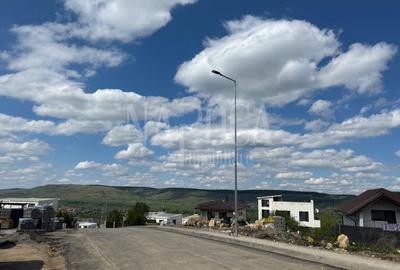 Apartament cu 4 camere semidecomandat în Florești - 9