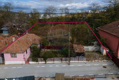 Casă cu 2 camere cu Teren 619 Mp în Central - 2