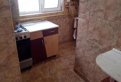 Apartament cu 3 camere semidecomandat în Fortuna