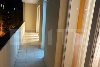 Apartament cu 2 camere semidecomandat, mobilat în Florești