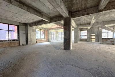 Spațiu comercial, de 1,446 mp, în Ștefan cel Mare - 5