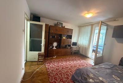 Garsoniera semidecomandata, 30,50 mp, Brazda lui Novac