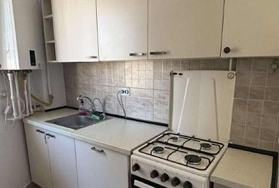 Apartament 2 camere de inchiriat! Str. Bazei - 12