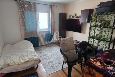 Apartament 1 Camera De Vanzare, Str Ramurele, Zona Tudor - 1