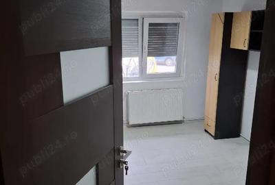 Apartament cu 3 camere decomandat în Dâmbovița - 1