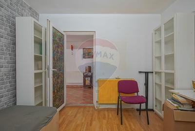 Casă cu 4 camere cu Teren 108 Mp în Schei - 7