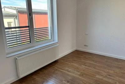 Casă cu 4 camere în Dumbrăvița - 3