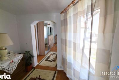 Casă cu 4 camere cu Teren 268 Mp în Central - 8