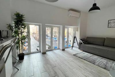 Apartament cu 1 camere semidecomandat, mobilat în Unirii