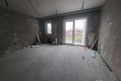 Apartament cu 2 camere decomandat în Grădiște - 2