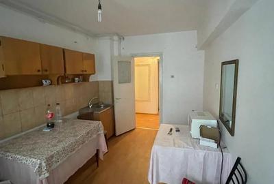 Apartament cu 3 camere decomandat în Central - 6
