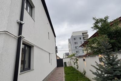 Casă cu 4 camere în Central - 6
