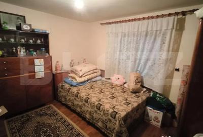 Casă cu 4 camere cu Teren 2000 Mp în Central - 9