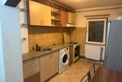 Apartament cu 2 camere semidecomandat, mobilat în Complex Studențesc - 1