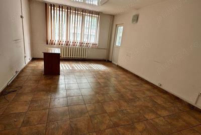 Exclusivitate!-Centru apartament cu 4 camere - 2