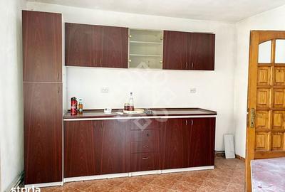 Casă cu 5 camere semidecomandat cu Teren 893 Mp în Ciupercenii Noi - 11