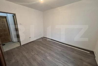 Garsoniera de vanzare, 26 mp, etajul 3, zona Bradet - 1