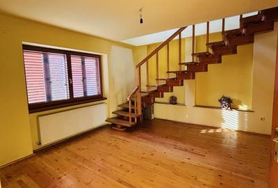 Casă cu 4 camere în Central - 5