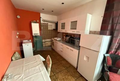 Apartament cu 3 camere semidecomandat în Central - 2