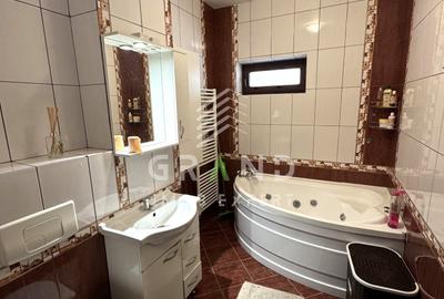 Apartament cu 2 camere semidecomandat, mobilat în Zorilor - 14