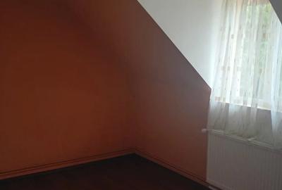 Casă cu 5 camere în Central - 2