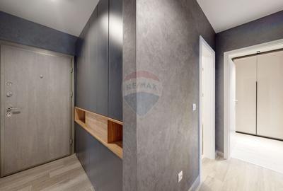 Apartament cu 3 camere decomandat în Tractorul - 14