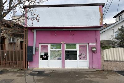 Spațiu comercial, de 70 mp, în Central - 3