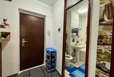 Garsoniera | Bloc mixt | 10 minute metrou 1 Decembrie - 2