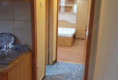 Apartament 3 camere Calea Bucure?ti-Rotonda str.Nanterre - 1