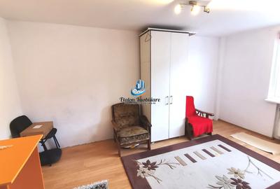 Apartament cu 2 camere decomandat în Mărăței