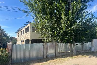 Casă cu Teren 468 Mp în Mărăcineni - 2