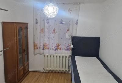Apartament cu 3 camere semidecomandat în Central - 5